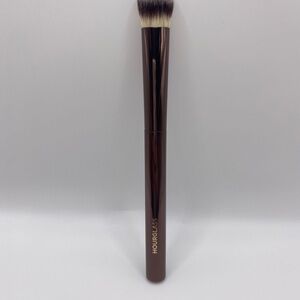 HOURGLASS Vanish Seamless Finish Concealer Brush – New NO BOX $39 MSRP